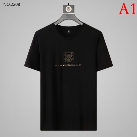 VERSACE Men's short-sleeved T-shirt 2022 New item 1 item for each color Versace VERSACE Men's short-sleeved T-shirt 2022 New item 1 item for each color Versace