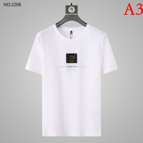VERSACE Men's short-sleeved T-shirt 2022 New item 1 item for each color Versace VERSACE Men's short-sleeved T-shirt 2022 New item 1 item for each color Versace