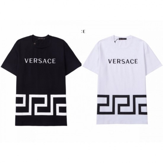 This summer is an eye-catching style Men's T-shirt 2022SS VERSACE Versace This summer is an eye-catching style Men's T-shirt 2022SS VERSACE Versace