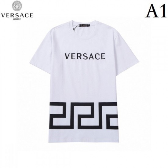 This summer is an eye-catching style Men's T-shirt 2022SS VERSACE Versace This summer is an eye-catching style Men's T-shirt 2022SS VERSACE Versace