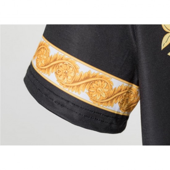 New summer men's T-shirt 2022SS VERSACE Versace inevitable hit this season New summer men's T-shirt 2022SS VERSACE Versace inevitable hit this season