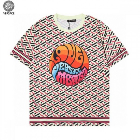 Men's T-shirt with the impression of a fashionable expert 2022SS VERSACE Versace Men's T-shirt with the impression of a fashionable expert 2022SS VERSACE Versace