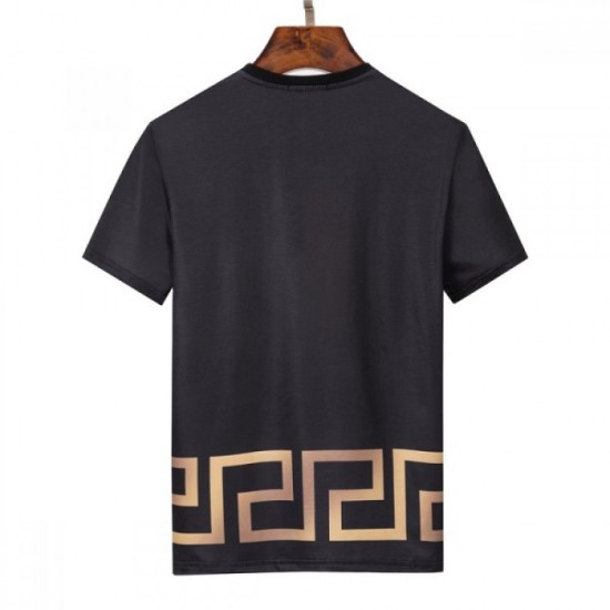 Unique items to play the leading role Men's T-shirt 2022SS VERSACE Versace Unique items to play the leading role Men's T-shirt 2022SS VERSACE Versace