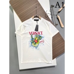 Essential items for fashion people Men's T-shirt 2022SS VERSACE Versace