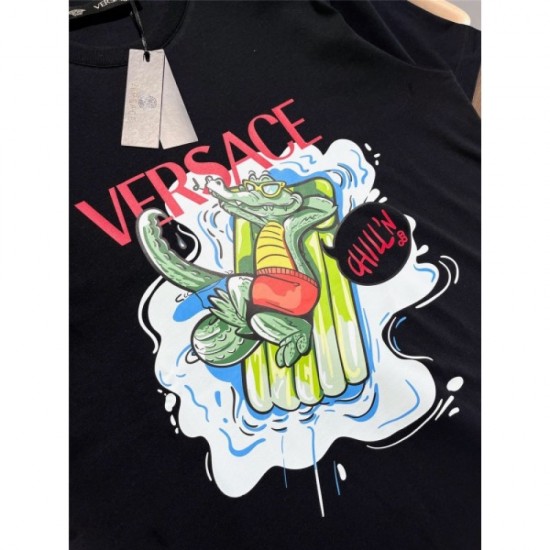 Essential items for fashion people Men's T-shirt 2022SS VERSACE Versace Essential items for fashion people Men's T-shirt 2022SS VERSACE Versace