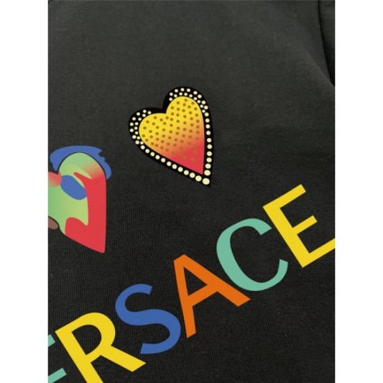 Men's T-shirt 2022SS VERSACE Versace where you can feel the latest trends Men's T-shirt 2022SS VERSACE Versace where you can feel the latest trends