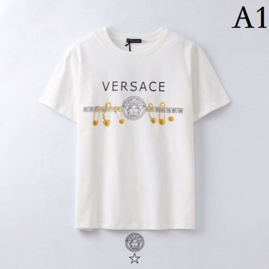 VERSACE Versace 2022SS men's short-sleeved T-shirt restocked VERSACE Versace 2022SS men's short-sleeved T-shirt restocked