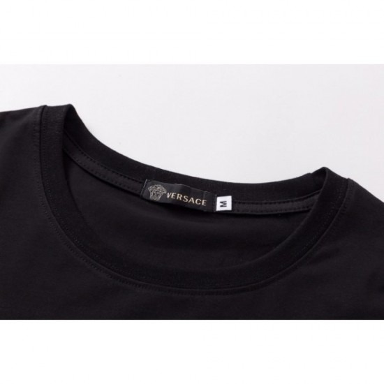 VERSACE Versace 2022SS men's short-sleeved T-shirt restocked VERSACE Versace 2022SS men's short-sleeved T-shirt restocked