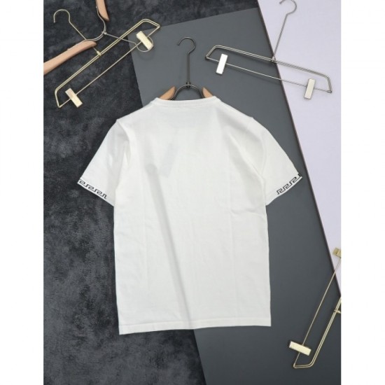 2022SS short-sleeved T-shirt local price sale VERSACE Versace 2022SS short-sleeved T-shirt local price sale VERSACE Versace