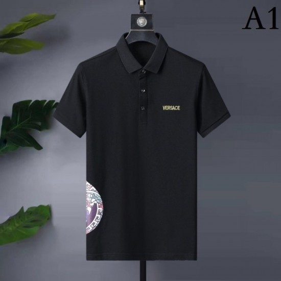 2022SS short-sleeved T-shirt seasonal item VERSACE Versace 2022SS short-sleeved T-shirt seasonal item VERSACE Versace