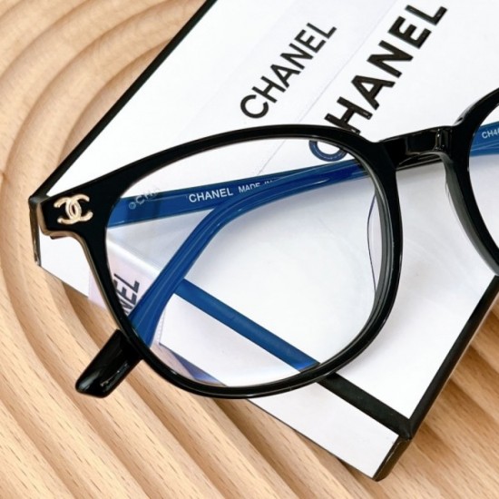 CHANEL transparent glasses multi-color selectable Spring / Summer is a continuous trend CHANEL transparent glasses multi-color selectable Spring / Summer is a continuous trend