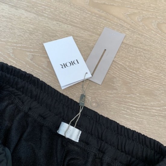 2022SS Bold casual down DIOR Dior unisex half shorts 2022SS Bold casual down DIOR Dior unisex half shorts