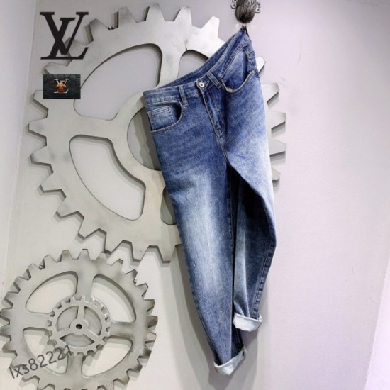 Item sold out immediately Men's jeans 2022SS LOUIS VUITTON Louis Vuitton Item sold out immediately Men's jeans 2022SS LOUIS VUITTON Louis Vuitton