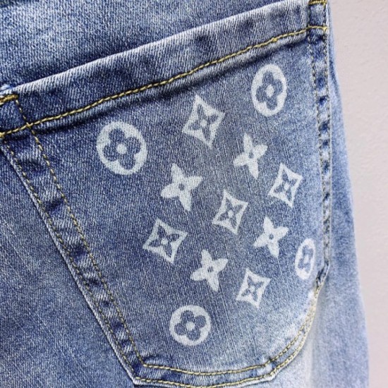 Want cute and fresh men's jeans 2022SS LOUIS VUITTON Louis Vuitton Want cute and fresh men's jeans 2022SS LOUIS VUITTON Louis Vuitton
