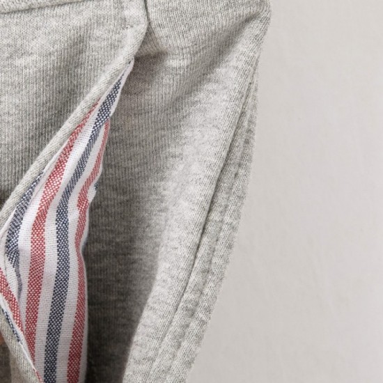2022SS Give me a gentle impression THOM BROWNE Thom Browne Men's and Women's Schott Pants 2022SS Give me a gentle impression THOM BROWNE Thom Browne Men's and Women's Schott Pants