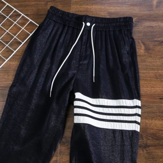 2022SS Popular item in magazines THOM BROWNE Thom Browne Sweat Joggers 2022SS Popular item in magazines THOM BROWNE Thom Browne Sweat Joggers