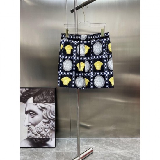 Men's casual pants with a retro feel 2022SS VERSACE Versace Men's casual pants with a retro feel 2022SS VERSACE Versace