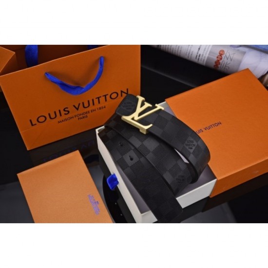 LOUIS VUITTON Louis Vuitton 2022SS belt coming soon to Japan LOUIS VUITTON Louis Vuitton 2022SS belt coming soon to Japan