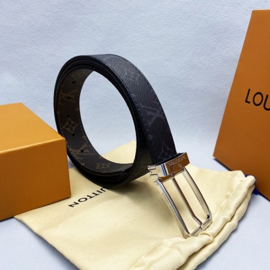 LOUIS VUITTON Louis Vuitton 2022SS belt very rare color LOUIS VUITTON Louis Vuitton 2022SS belt very rare color