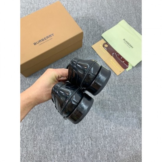 2022SS Business shoes BURBERRY A longing brand that makes you feel better 2022SS Business shoes BURBERRY A longing brand that makes you feel better