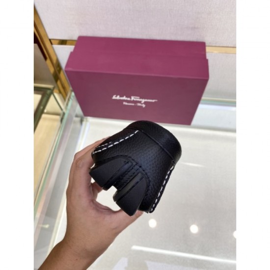FERRAGAMO Salvatore Ferragamo 2022AW business shoes with a nice logo FERRAGAMO Salvatore Ferragamo 2022AW business shoes with a nice logo