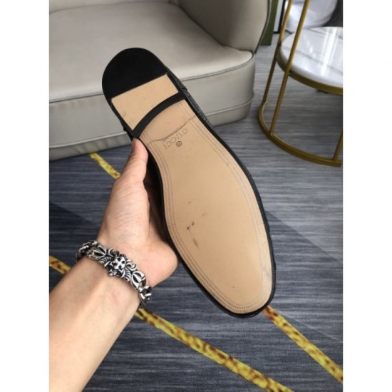 Men's business shoes GUCCI Gucci seen in the 2022 Spring / Summer collection Men's business shoes GUCCI Gucci seen in the 2022 Spring / Summer collection
