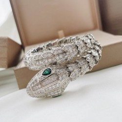 This season's must-have item BVLGARI Bvlgari 2022AW bracelet