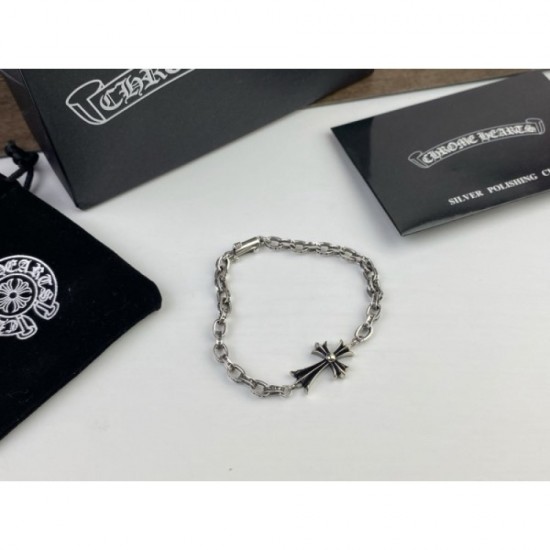 New Arrival CHROME HEARTS Chrome Hearts 2022AW Bracelet New Arrival CHROME HEARTS Chrome Hearts 2022AW Bracelet