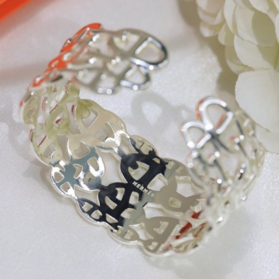 HERMES Hermes 2022SS bracelet clean new HERMES Hermes 2022SS bracelet clean new
