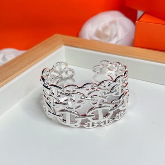 HERMES Hermes 2022SS bracelet clean new HERMES Hermes 2022SS bracelet clean new