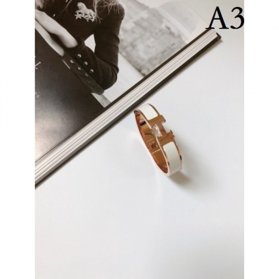 New price drop! HERMES Hermes 2022AW bracelet New price drop! HERMES Hermes 2022AW bracelet