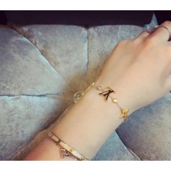 LOUIS VUITTON Louis Vuitton 2022SS bracelet magazine publication item