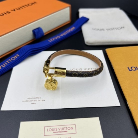 LOUIS VUITTON Louis Vuitton 2022SS bracelet fashionable items LOUIS VUITTON Louis Vuitton 2022SS bracelet fashionable items