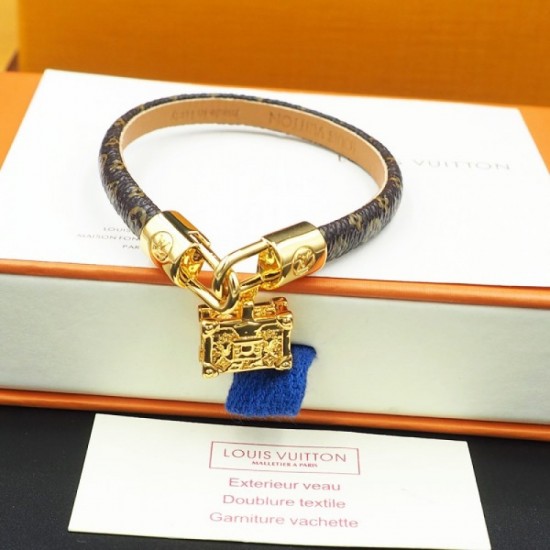LOUIS VUITTON Louis Vuitton 2022SS bracelet recommended coordinator LOUIS VUITTON Louis Vuitton 2022SS bracelet recommended coordinator