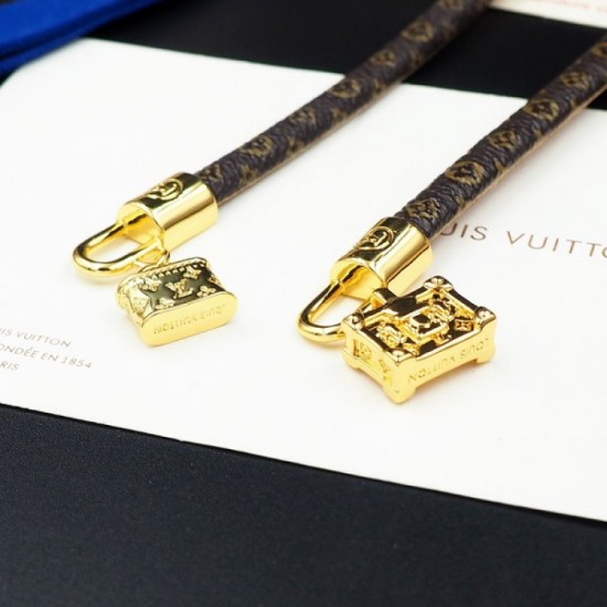LOUIS VUITTON Louis Vuitton 2022SS bracelet recommended coordinator LOUIS VUITTON Louis Vuitton 2022SS bracelet recommended coordinator