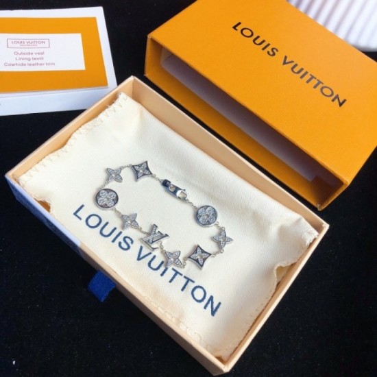 LOUIS VUITTON Louis Vuitton 2022SS bracelet conspicuously strong LOUIS VUITTON Louis Vuitton 2022SS bracelet conspicuously strong