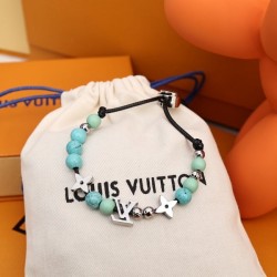 This autumn's big favorite LOUIS VUITTON Louis Vuitton 2022AW bracelet