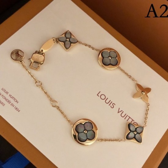 Color rich LOUIS VUITTON Louis Vuitton 2022AW bracelet Color rich LOUIS VUITTON Louis Vuitton 2022AW bracelet