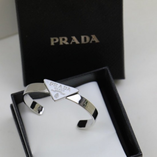 Overwhelmingly popular item PRADA Prada 2022AW bracelet Overwhelmingly popular item PRADA Prada 2022AW bracelet