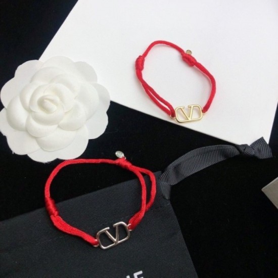VALENTINO 2022SS bracelet active regardless of the season VALENTINO 2022SS bracelet active regardless of the season