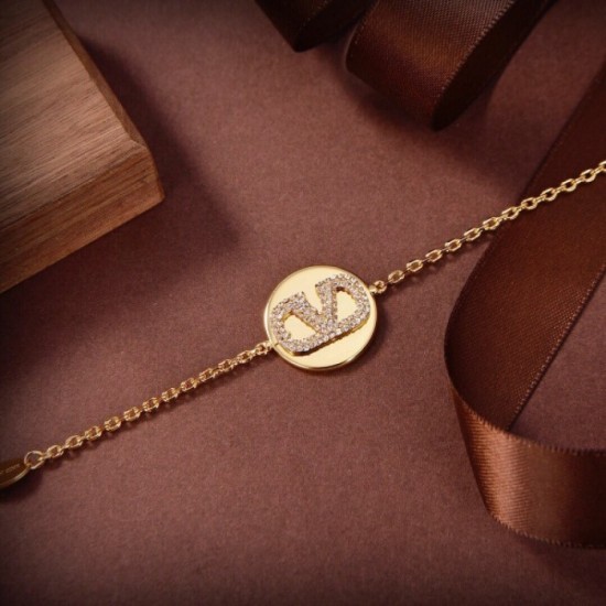 Overseas limited VALENTINO Valentino 2022AW bracelet Overseas limited VALENTINO Valentino 2022AW bracelet