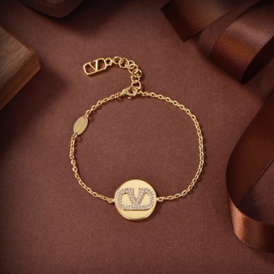 Overseas limited VALENTINO Valentino 2022AW bracelet Overseas limited VALENTINO Valentino 2022AW bracelet