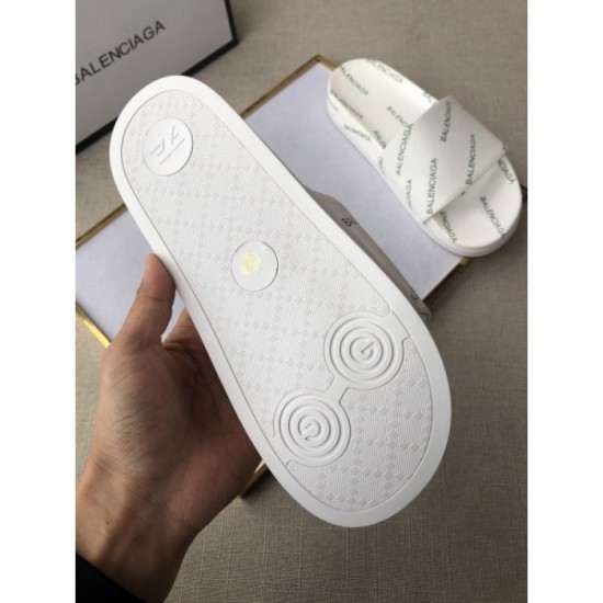 2022SS Casually dressed men's slippers BALENCIAGA Balenciaga 2022SS Casually dressed men's slippers BALENCIAGA Balenciaga