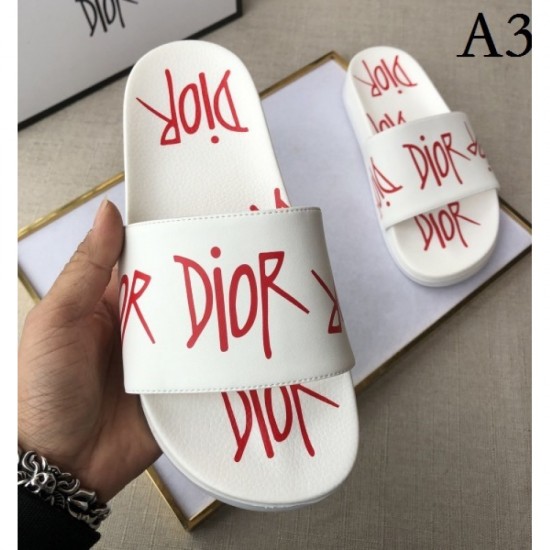 2022SS Men's slippers DIOR Dior with an emphasis on looseness and comfort 2022SS Men's slippers DIOR Dior with an emphasis on looseness and comfort