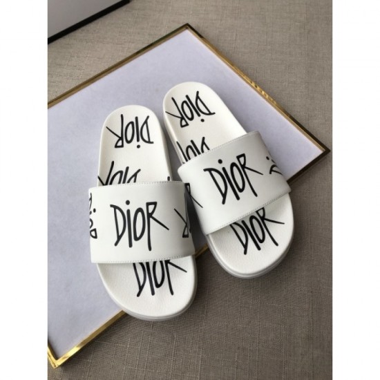 2022SS Men's slippers DIOR Dior with an emphasis on looseness and comfort 2022SS Men's slippers DIOR Dior with an emphasis on looseness and comfort