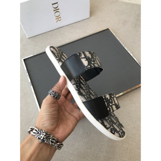 2022SS Spring / Summer Trend Anticipation Men's Slippers DIOR Dior 2022SS Spring / Summer Trend Anticipation Men's Slippers DIOR Dior