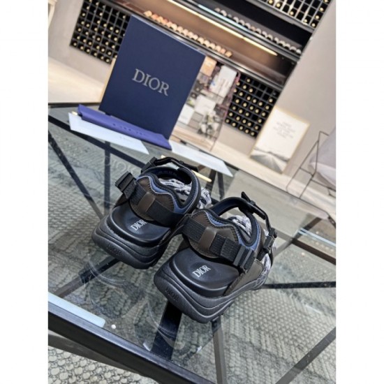 DIOR Dior Men's Sandals 2022SS Get fashionable right now! DIOR Dior Men's Sandals 2022SS Get fashionable right now!
