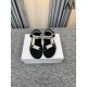 LOEWE Men's Sandals 2022SS This summer is an eye-catching style LOEWE Men's Sandals 2022SS This summer is an eye-catching style