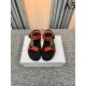 LOEWE Men's Sandals 2022SS This summer is an eye-catching style LOEWE Men's Sandals 2022SS This summer is an eye-catching style
