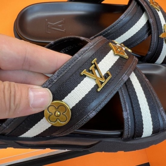 2022SS Highly recommended men's slippers LOUIS VUITTON Louis Vuitton 2022SS Highly recommended men's slippers LOUIS VUITTON Louis Vuitton
